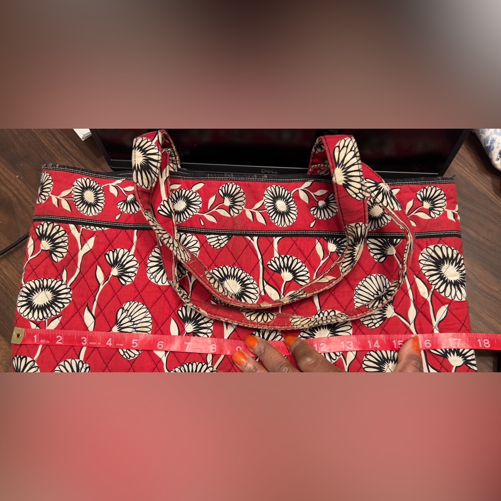 Vera Bradley Large Tote - Picture 7 of 8